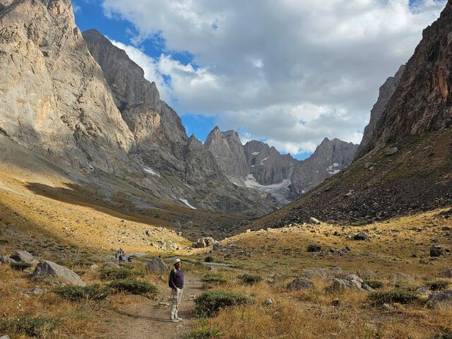 Hakkari Yüksekova Çukurca  Gezisi 3 Gece 4 Gün