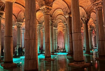 Gece Gece Yerebatan Sarnıcı ve Bizans Tarihi Gezisi