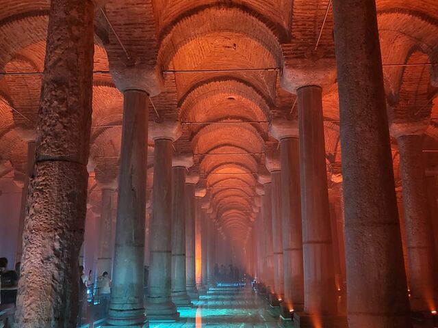Gece Gece Yerebatan Sarnıcı ve Bizans Tarihi Gezisi