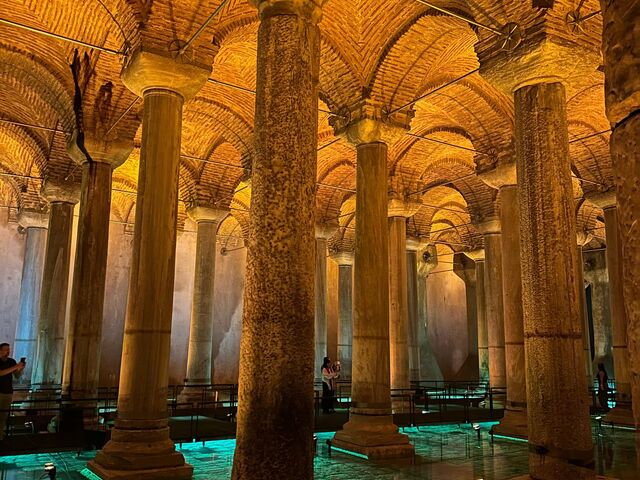 Gece Gece Yerebatan Sarnıcı ve Bizans Tarihi Gezisi