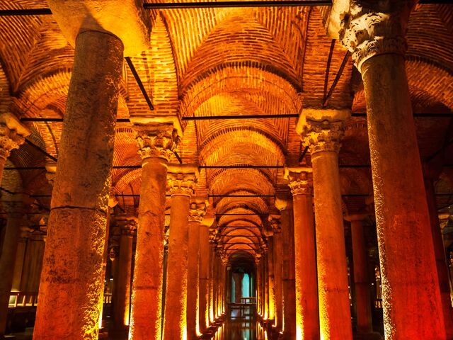 Gece Gece Yerebatan Sarnıcı ve Bizans Tarihi Gezisi